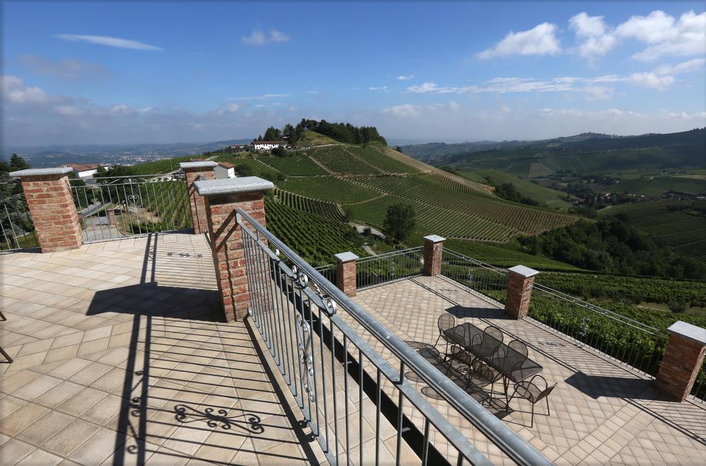 Villa Bricco Paglieri, Entire Villa Alba  Exterior foto